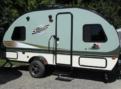 RV Rental Denver Travel Trailer Rpod 178 exterior